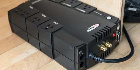 Ununterbrochene Leistungssysteme UPS-Prüfung für externe Signalkreise